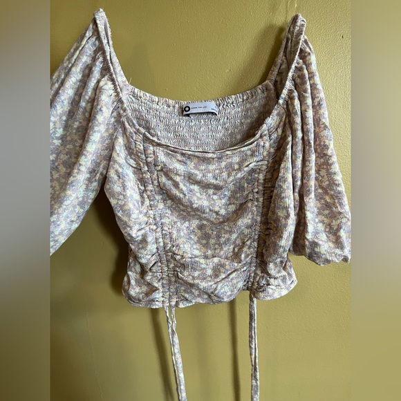 SO Off Shoulder Floral Top - Picture 3 of 5